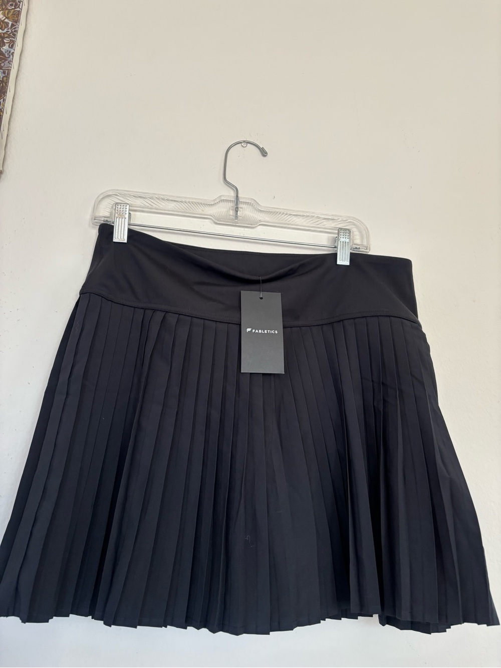 Black Fabletics Hot Shot pleated Skirt NWT